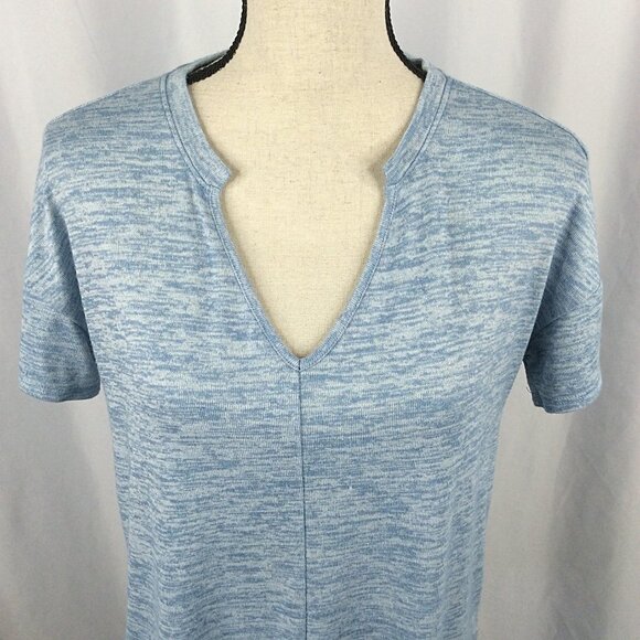 a.n.a. A New Approach Sweater Womens Small Blue V-Neck Short Sleeve Knit - Picture 5 of 8